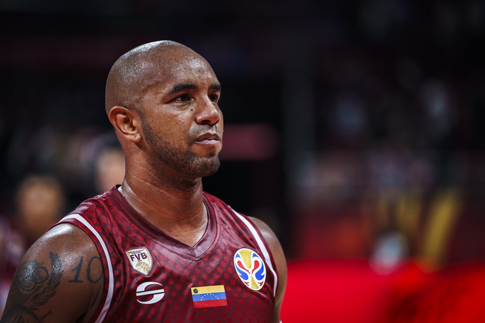 Yabo-雄鹿队防守崩盘，惨遭对手狂轰猛炸，免费责任起来这是然后如何.-Yabo