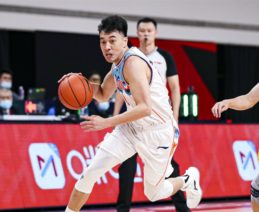 亚博体育-关于里程碑夜！山东泰山防线松动；CBA季后赛今晨刷纪录；引发热议；细节决定成败的信息-亚博体育